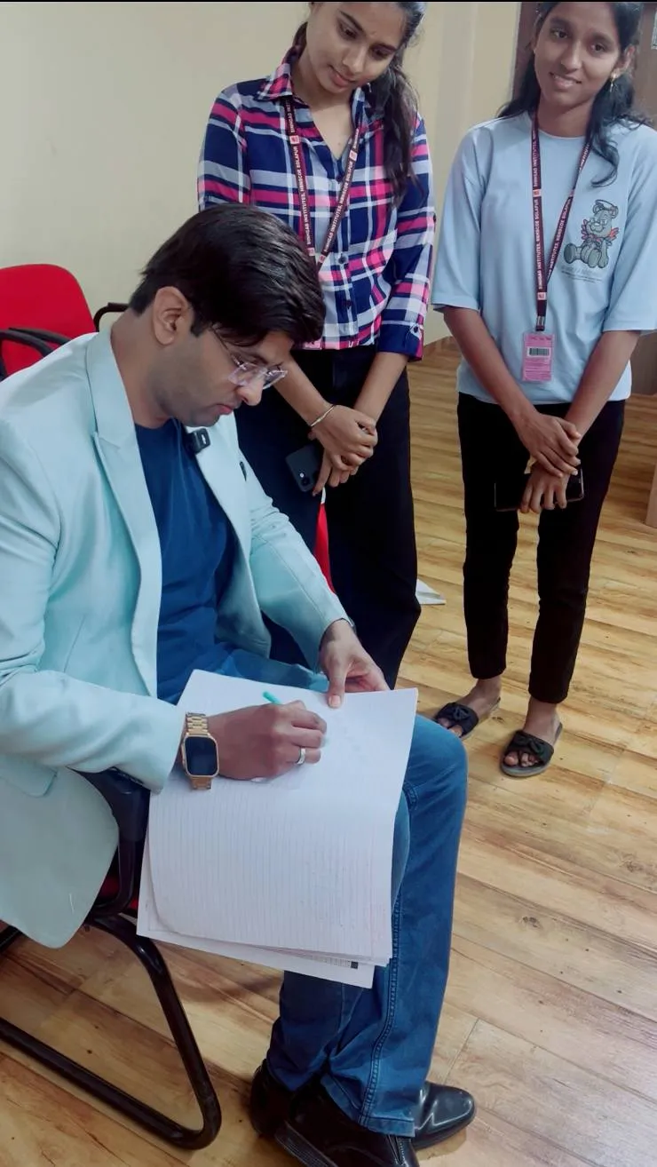 Autographs & Interactions